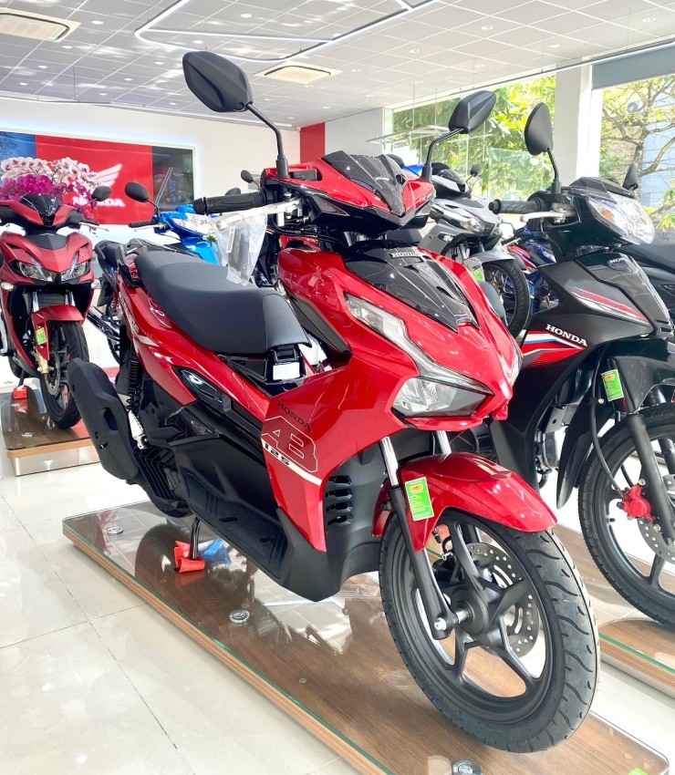 giá bán xe máy Honda chính hãng