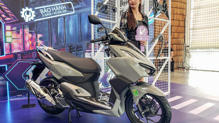 mua xe máy Honda Vario 160 giá tốt