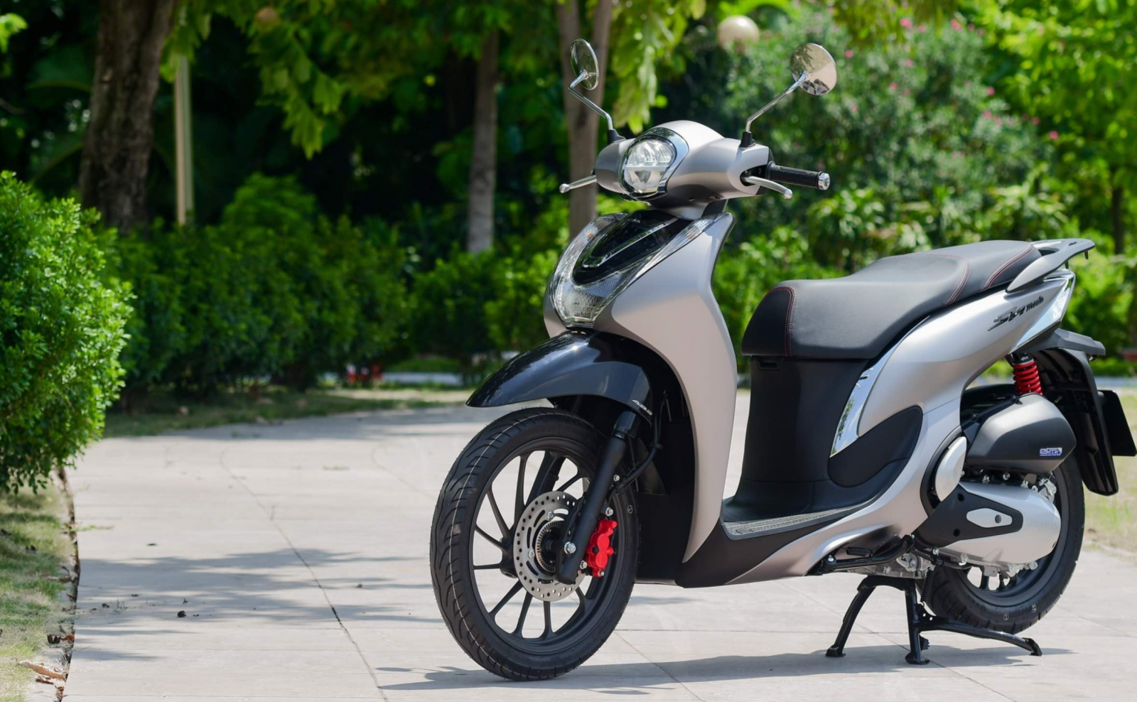 Địa chỉ mua xe máy Honda SH 160i