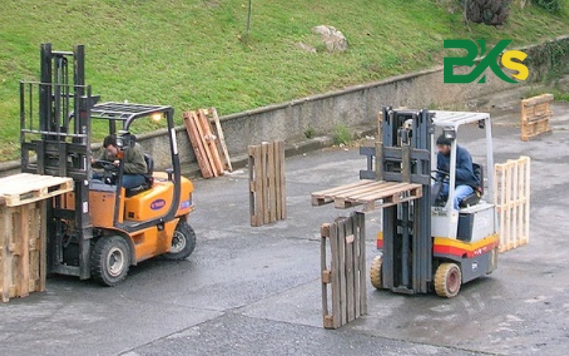 Thông tin đăng ký học vận hành xe nâng