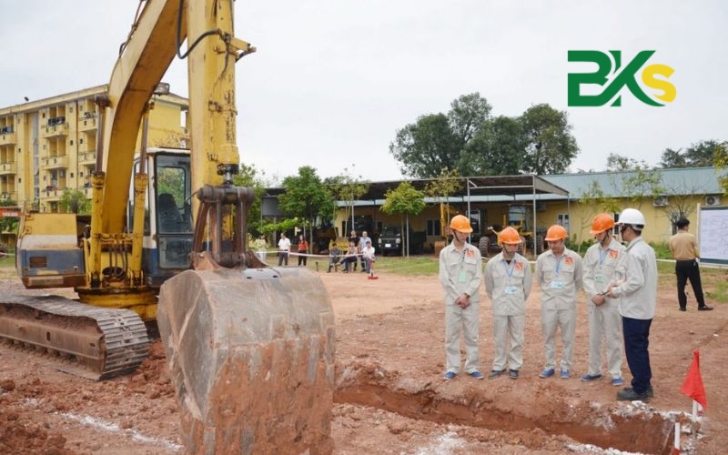 Thông tin đăng ký học lái xe xúc