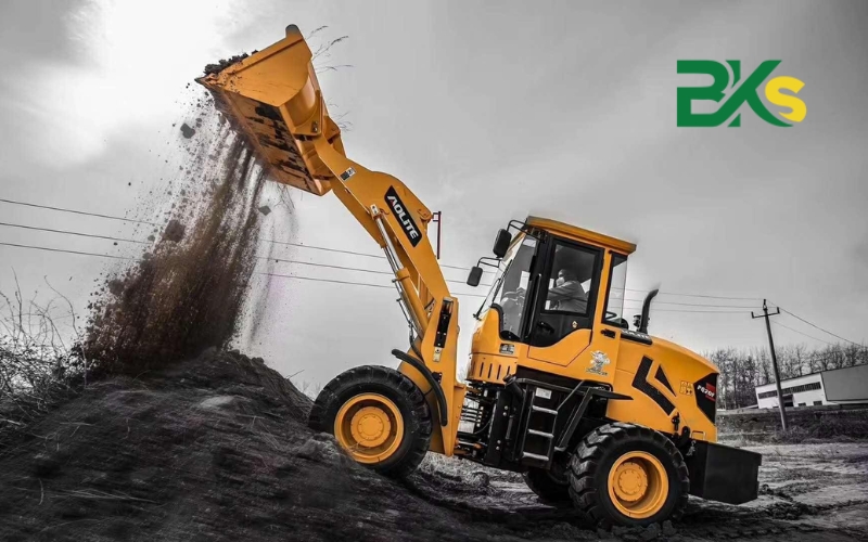 Học phí sở hữu chứng chỉ vận hàn xe xúc bao nhiêu? Gồm những gì?